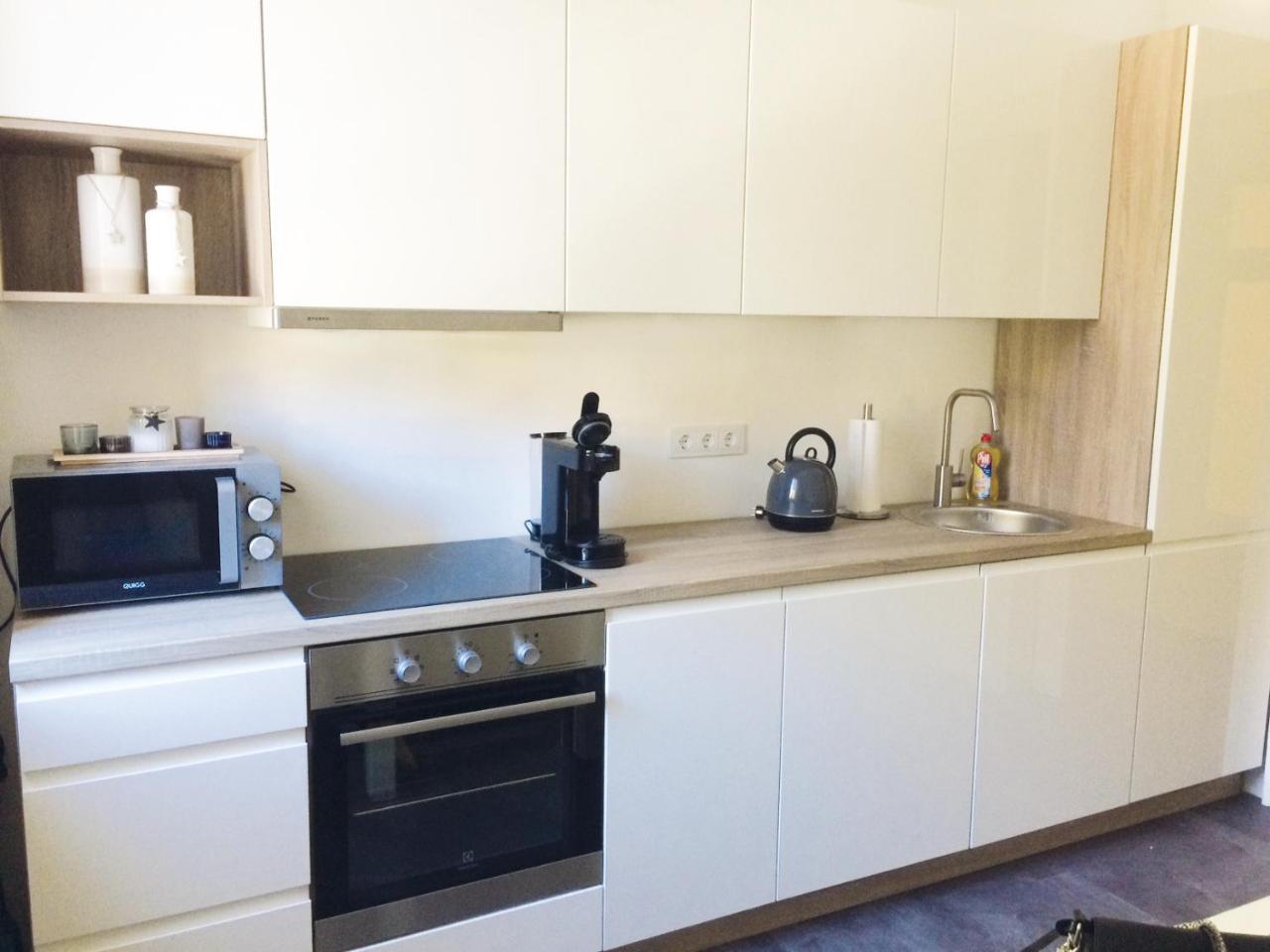 Apt Tennis Prime Location, Parking, Near Beach, Self Check-in Apartment Opatija