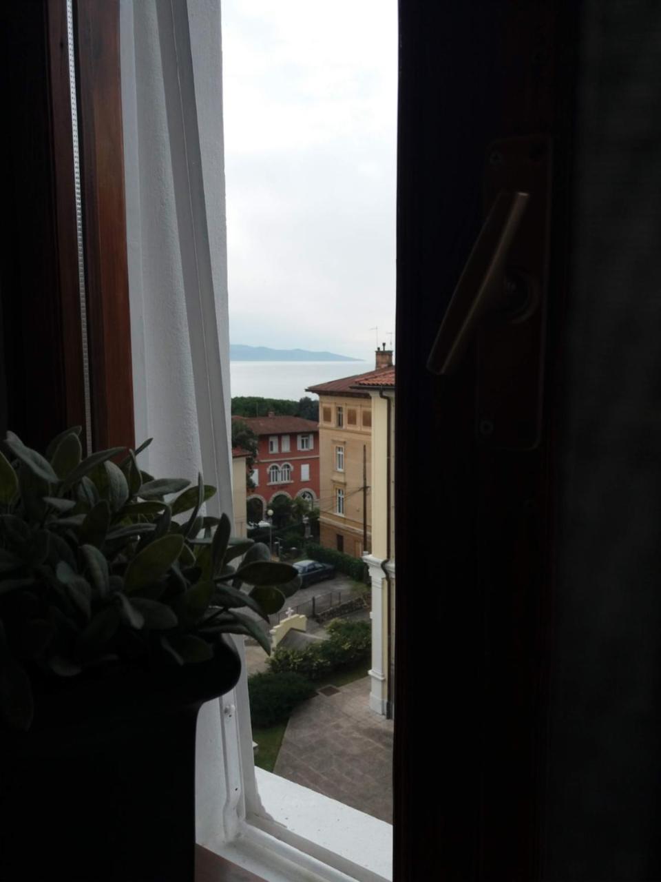 Apartment Apt Tennis Prime Location, Parking, Near Beach, Self Check-in *